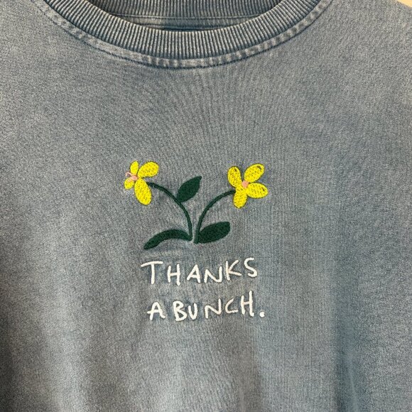 Urban Outfitters Crewneck Sweatshirt Pullover Embroidered Flower Women's Small - Picture 4 of 5